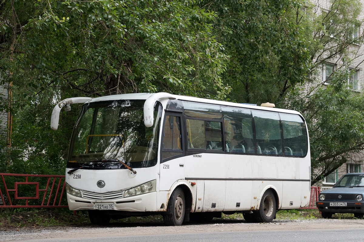 Архангельская область, Yutong ZK6737D № Т 221 АЕ 55