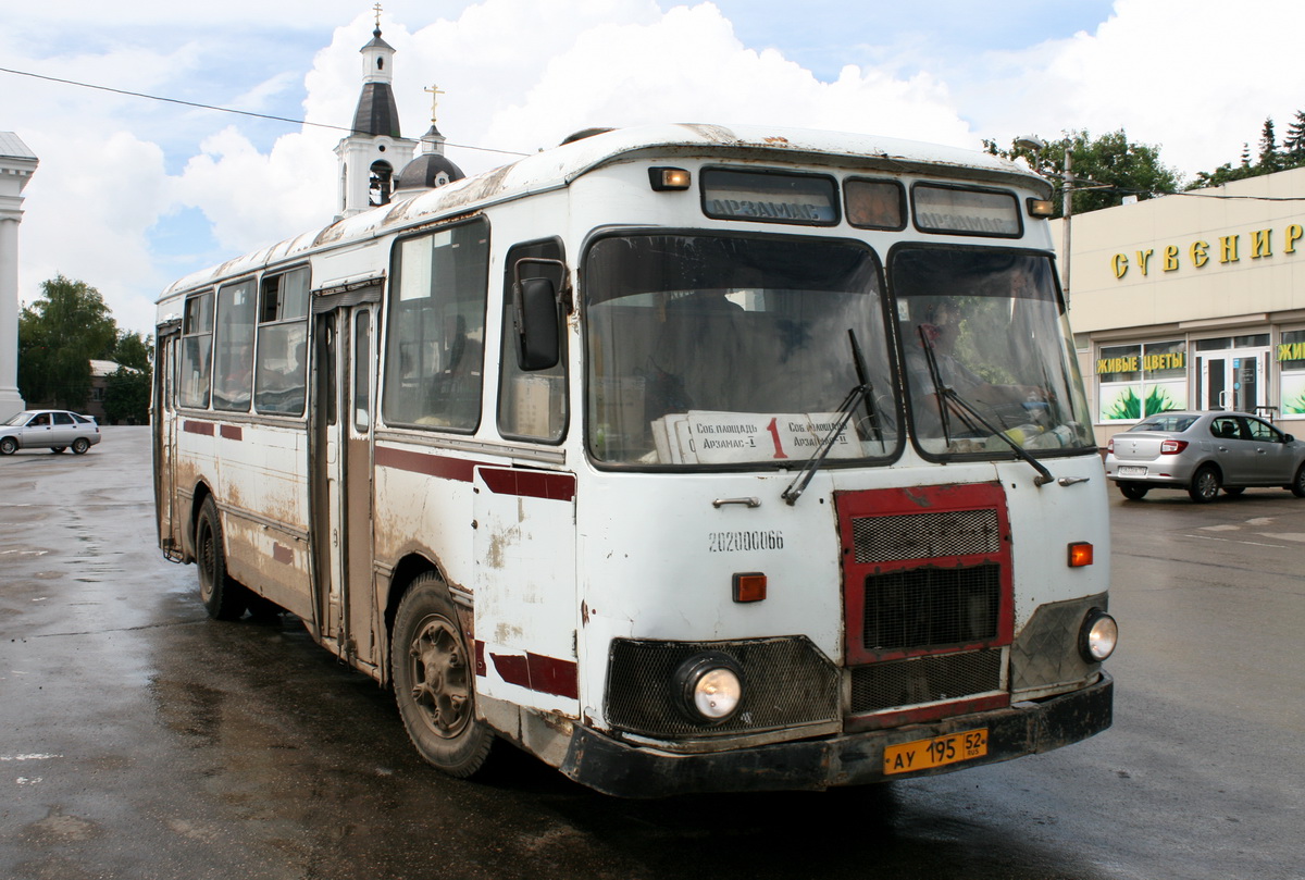 Нижегородская область, ЛиАЗ-677М (БАРЗ) № АУ 195 52