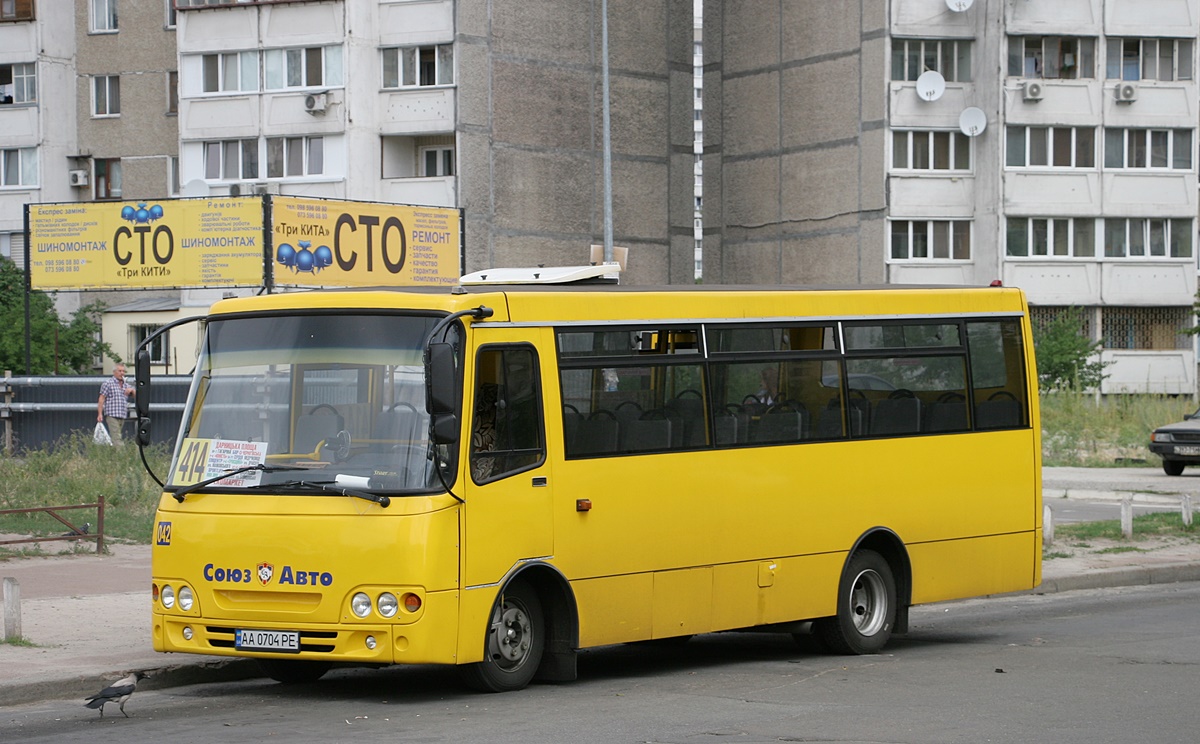 Киев, Богдан А092 (Y99-C39) № 042