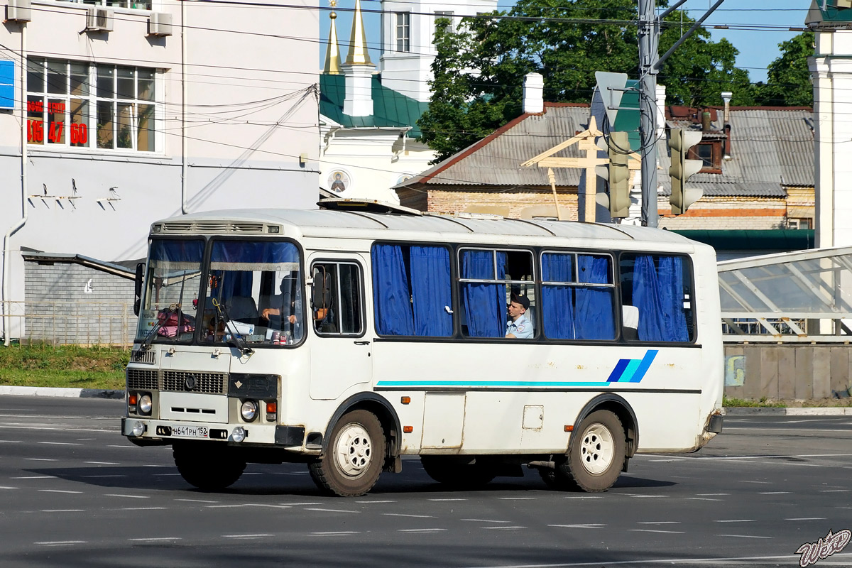 Nizhegorodskaya region, PAZ-32054 # Н 641 РН 152