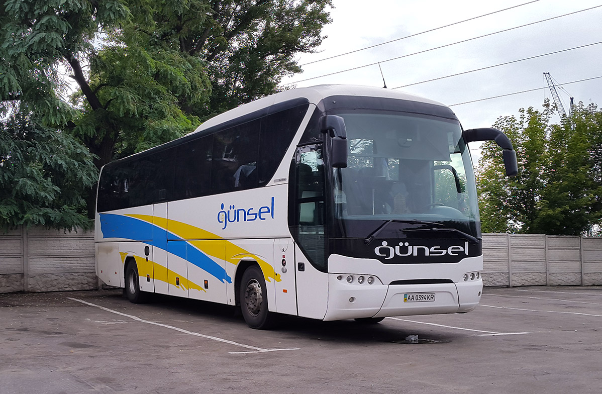 Киев, Neoplan P21 N2216SHD Tourliner SHD № AA 0394 KP