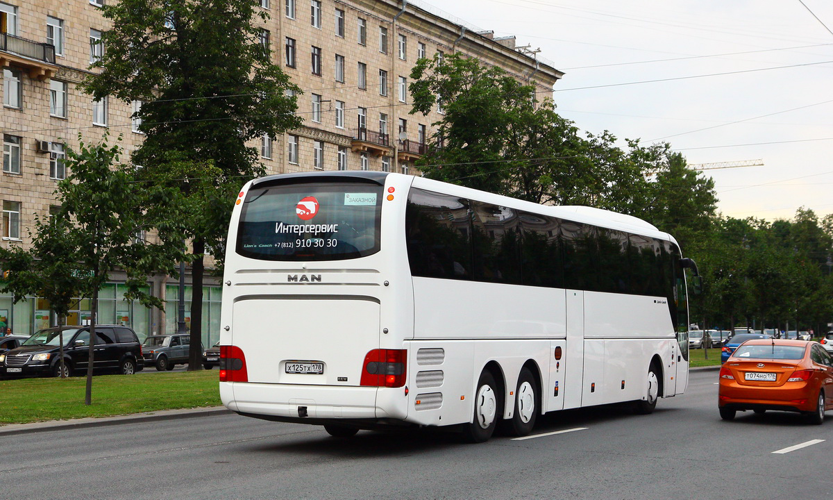 Sanktpēterburga, MAN R08 Lion's Coach L RHC444 L № Х 125 ТХ 178