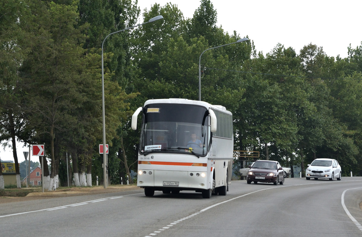 Республика Крым, Bova Futura FHD 12.**0 № Е 112 ВУ 82