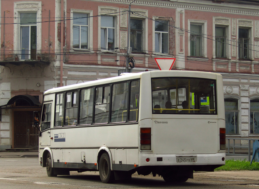 Тверская область, ПАЗ-320412-05 № Е 245 РВ 69