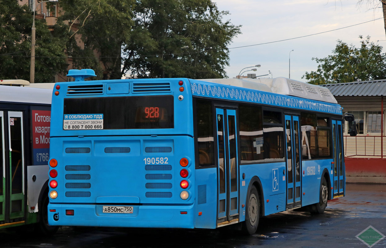 Moscow, LiAZ-5292.67 (CNG) # 190582