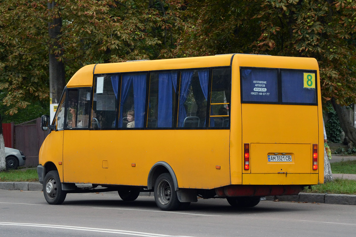 Житомирская область, Рута 25 № AM 3521 CB
