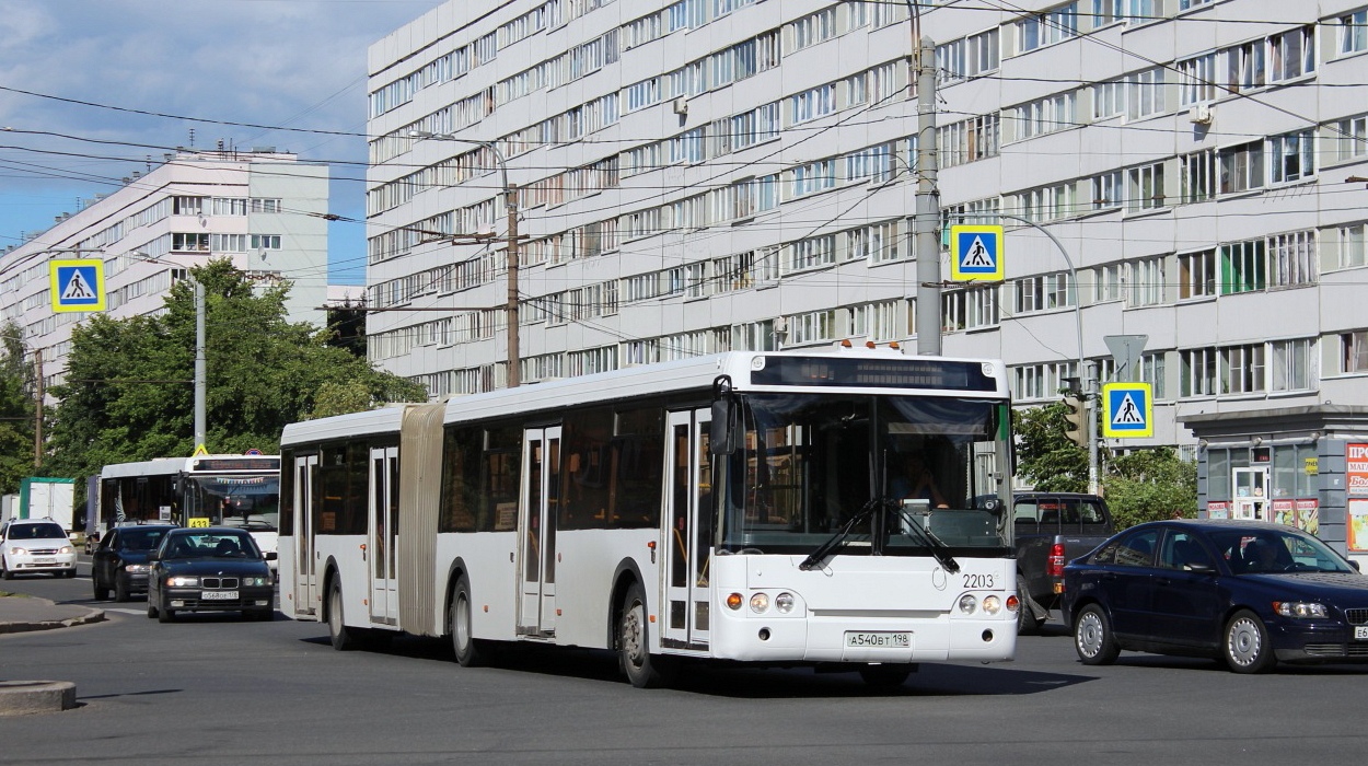 Санкт-Петербург, ЛиАЗ-6213.20 № 2203