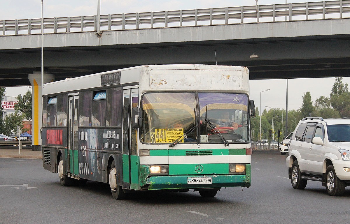 Almaty, Mercedes-Benz O405 № 883 ADZ 08