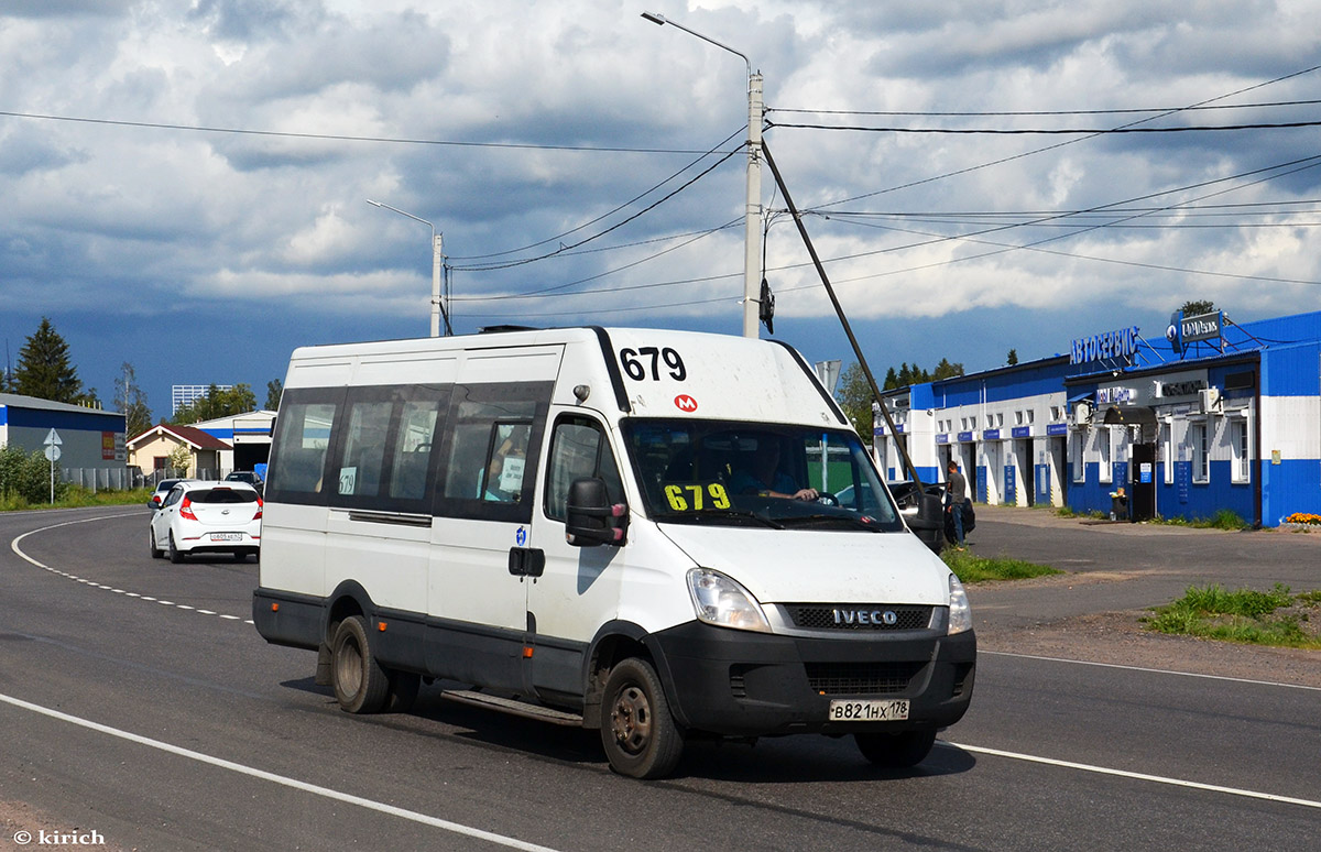 Санкт-Петербург, Нижегородец-2227UT (IVECO Daily) № В 821 НХ 178