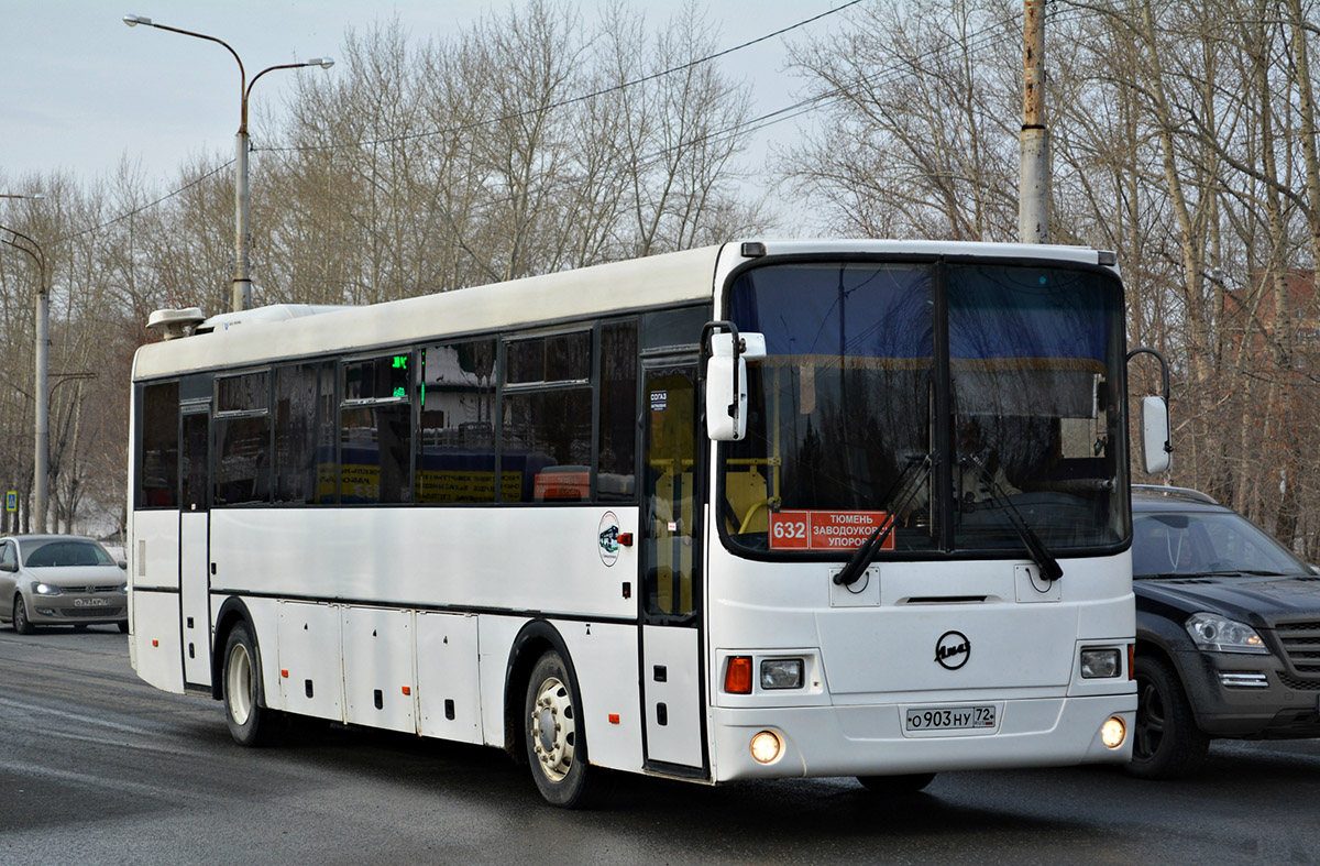 Автобусы тюмень упорово на завтра. Автобус ЛИАЗ Заводоуковск. Автовокзал Тюмени Заводоуковска. Автобус Заводоуковск Тюмень. Автобус Тюмень.