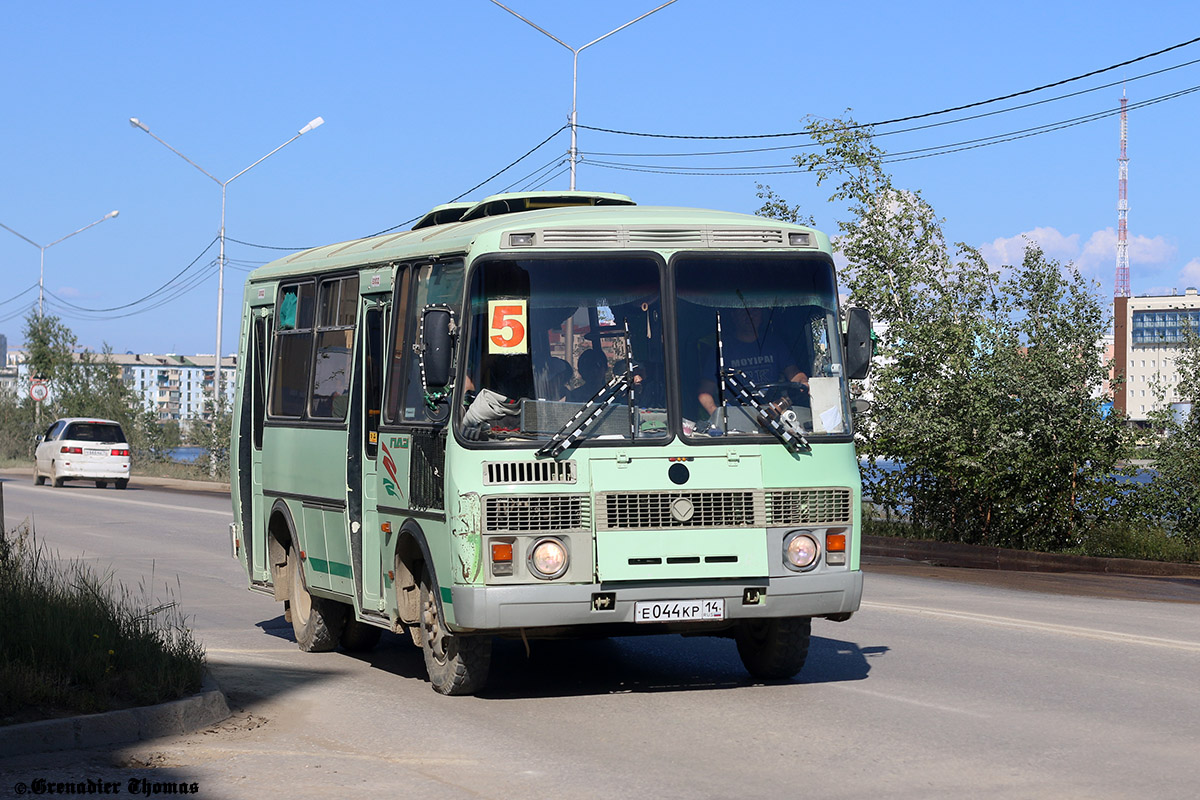 Саха (Якутия), ПАЗ-32054 № Е 044 КР 14