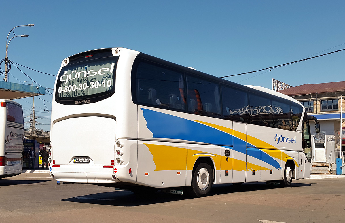 Киев, Neoplan P21 N2216SHD Tourliner SHD № AA 5063 OM