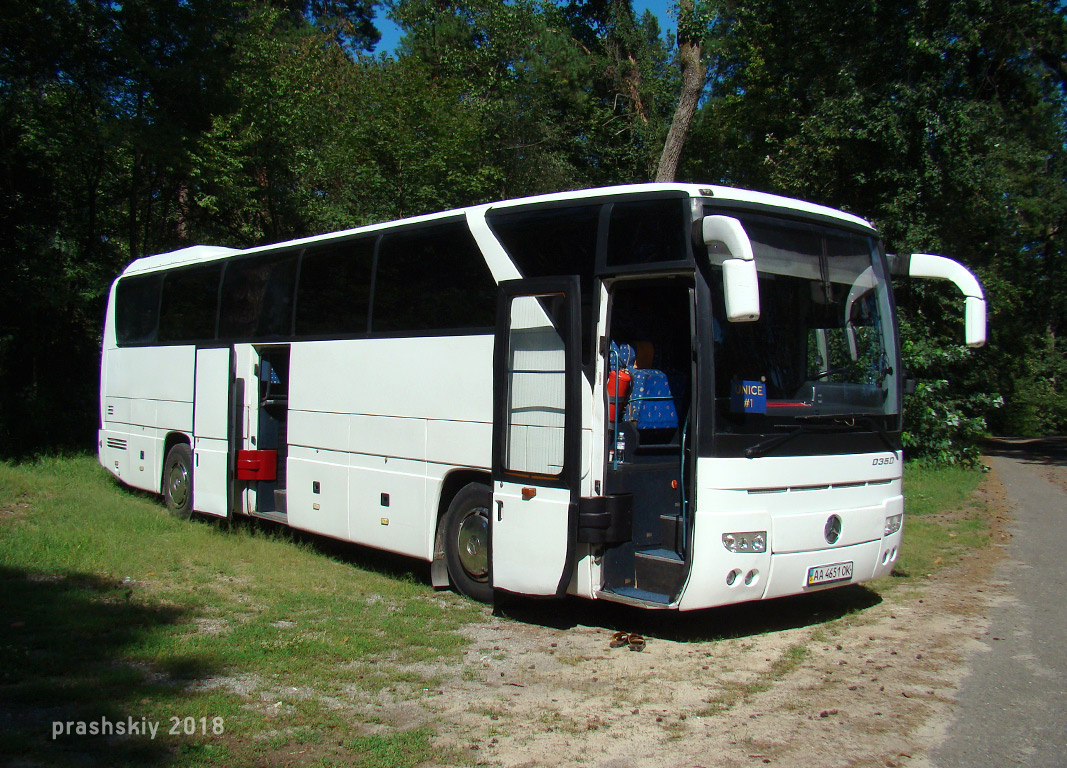 Киев, Mercedes-Benz O350-15RHD Tourismo № AA 4651 OK