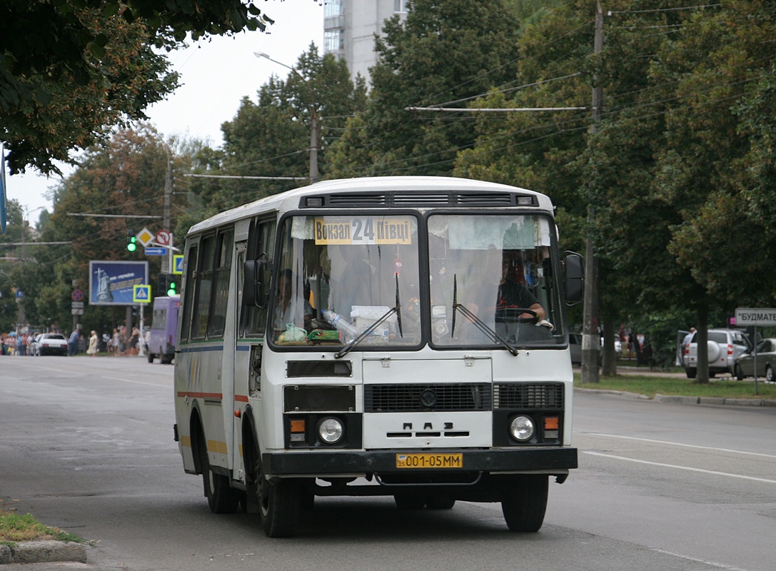 Черниговская область, ПАЗ-3205 (00) № 001-05 ММ — Фото — Автобусный  транспорт