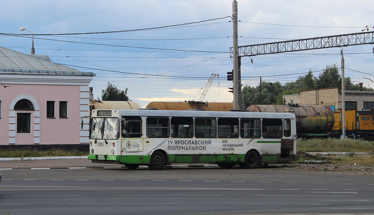 Ярославская область, ЛиАЗ-5256.30 (81 ЦИБ) № 374