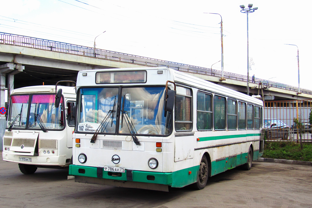 Тульская область, ЛиАЗ-5256.35 № Р 786 АХ 71