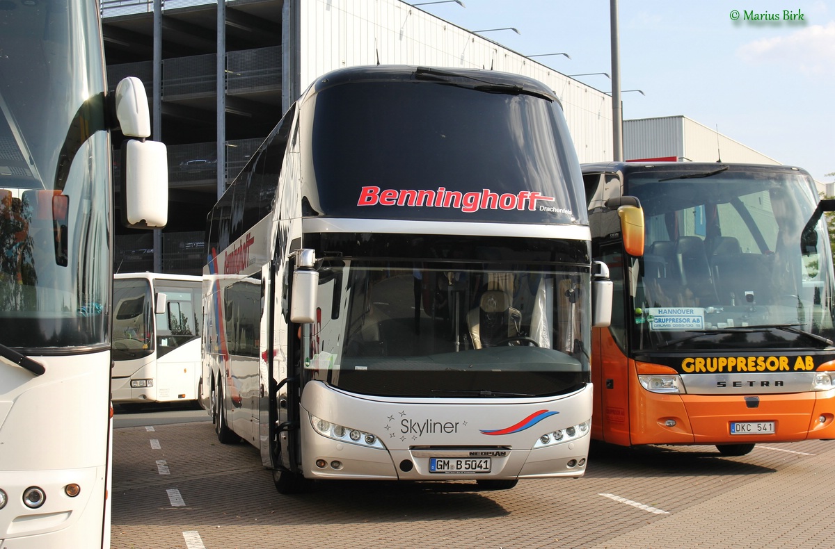 Северный Рейн-Вестфалия, Neoplan P05 N1222/3L Skyliner L № GM-B 5041