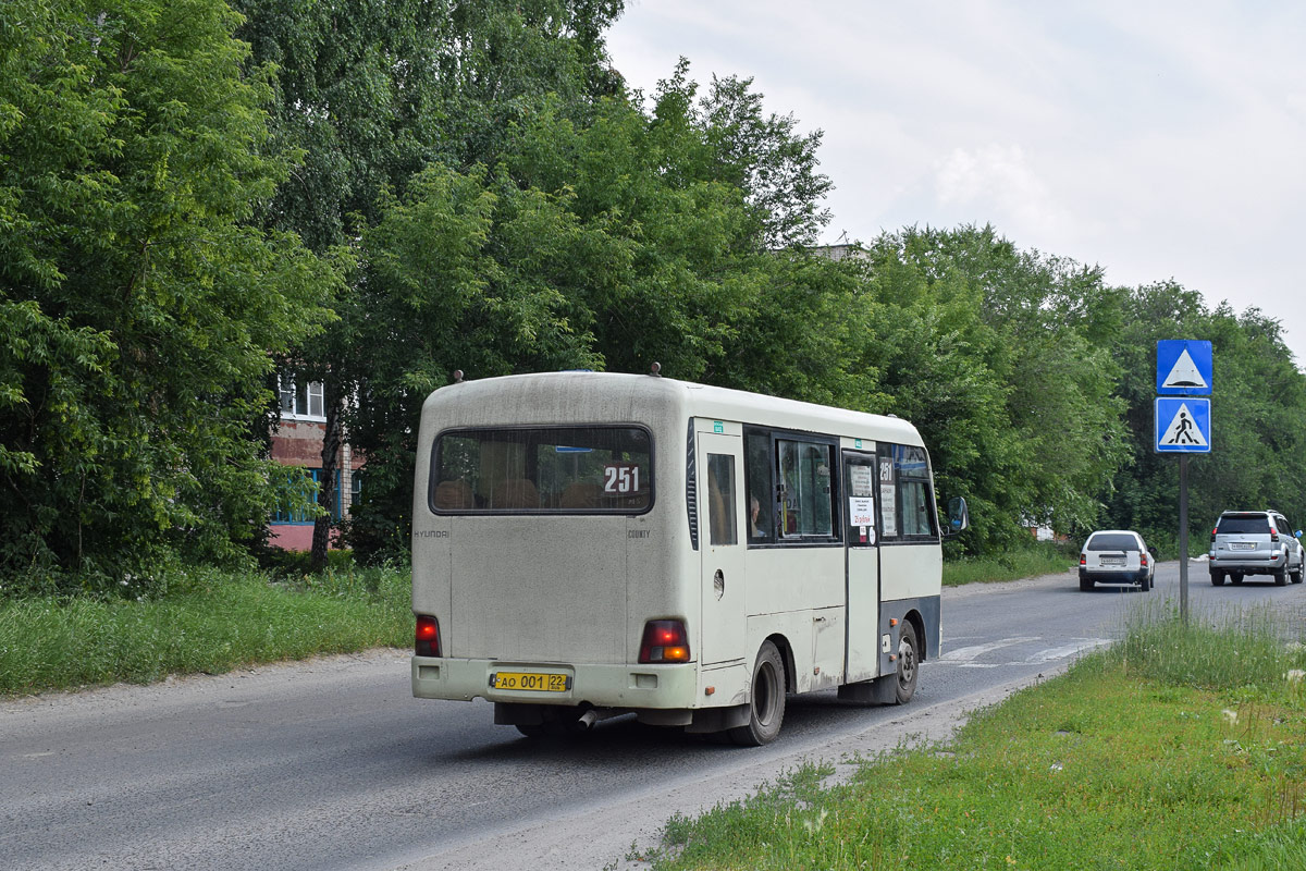 Алтайский край, Hyundai County SWB (РЗГА) № АО 001 22