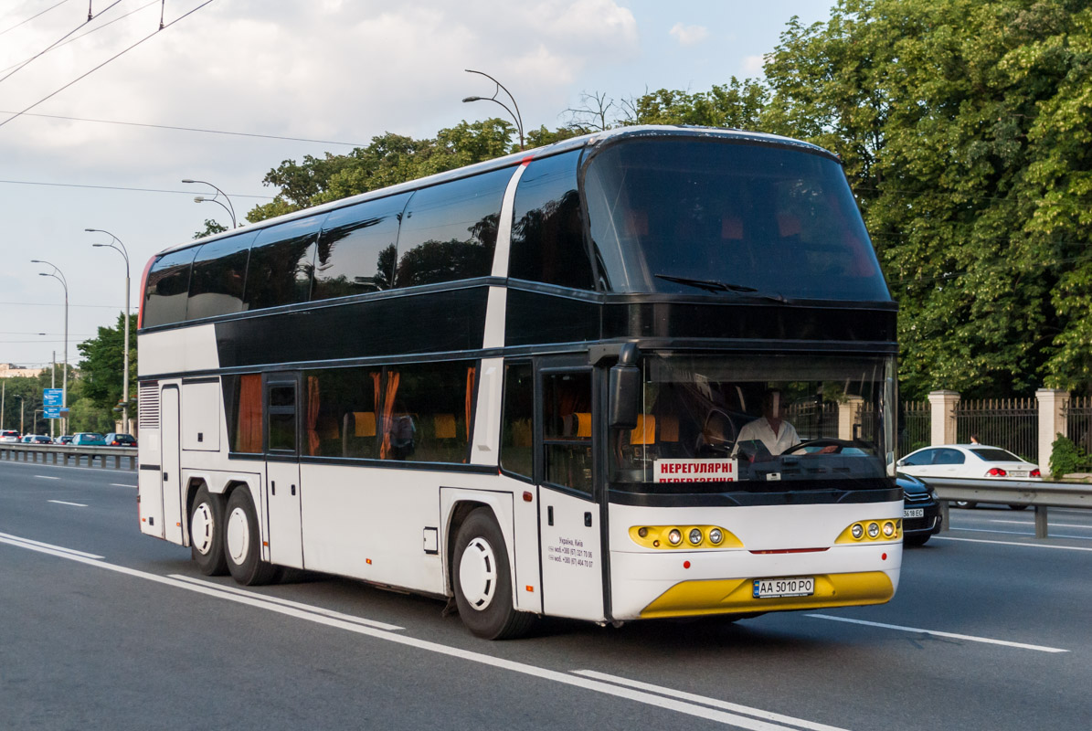 Neoplan автобус фото