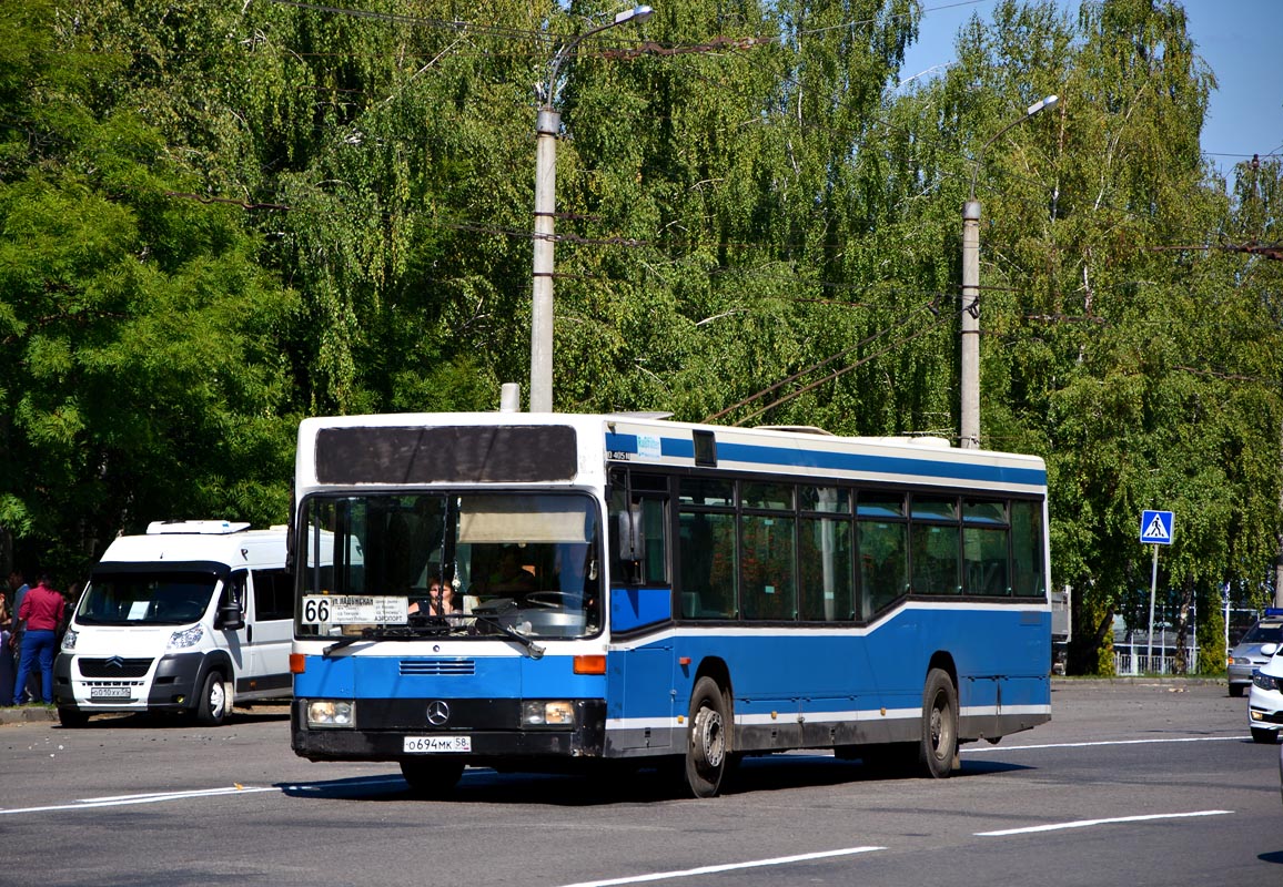 Пензенская область, Mercedes-Benz O405N2 № О 694 МК 58