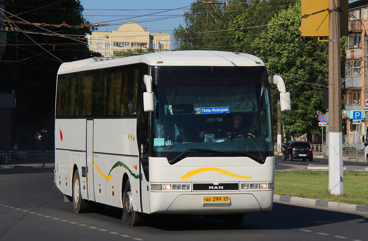 Тверская область, MAN A13 Lion's Coach RH422 № АК 299 69