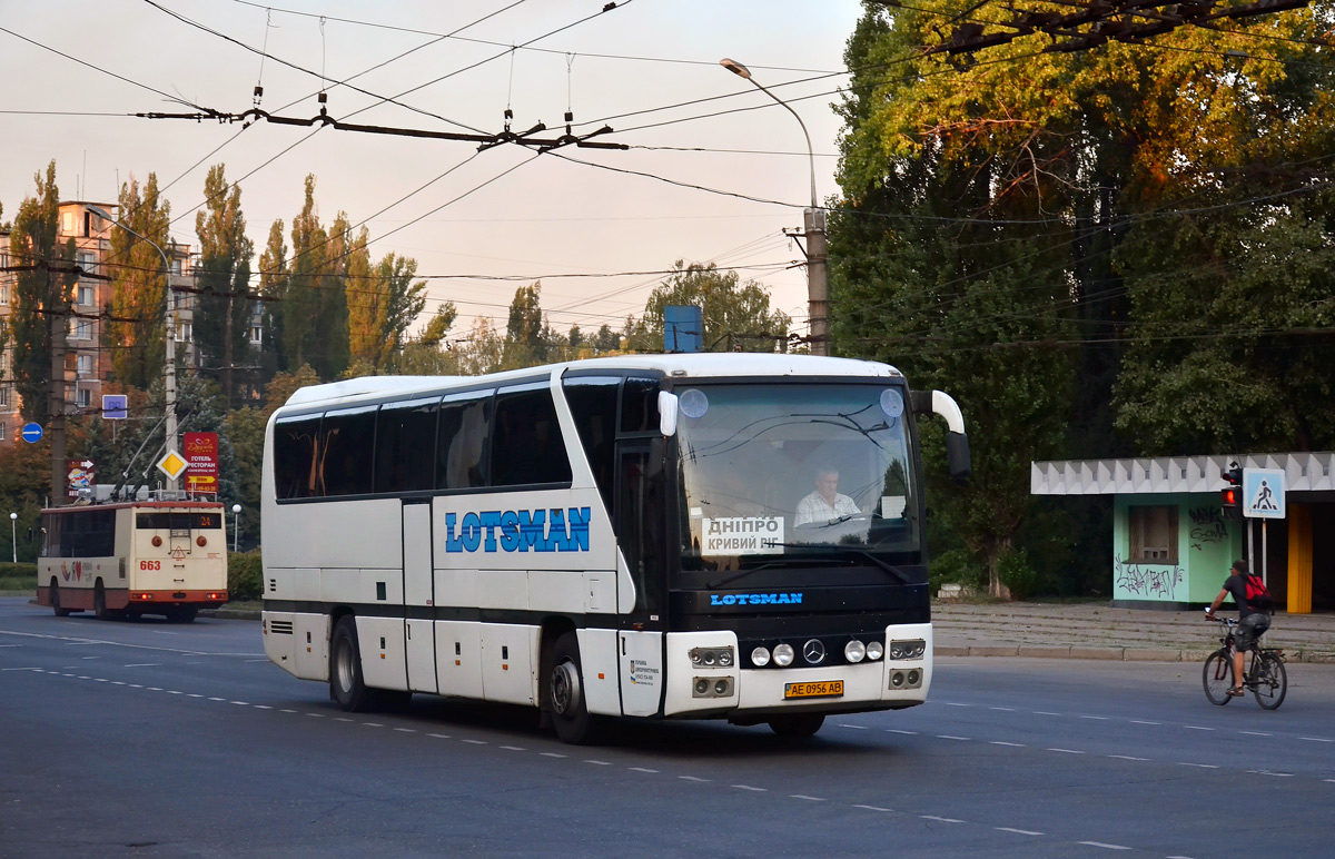 Днепропетровская область, Mercedes-Benz O350-15RHD Tourismo № AE 0956 AB