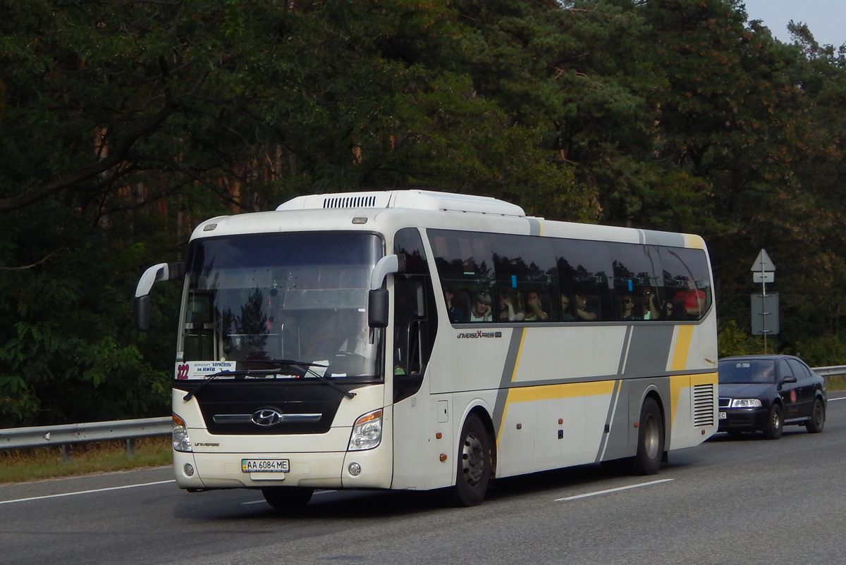 Киевская область, Hyundai Universe Xpress Noble № AA 6084 ME