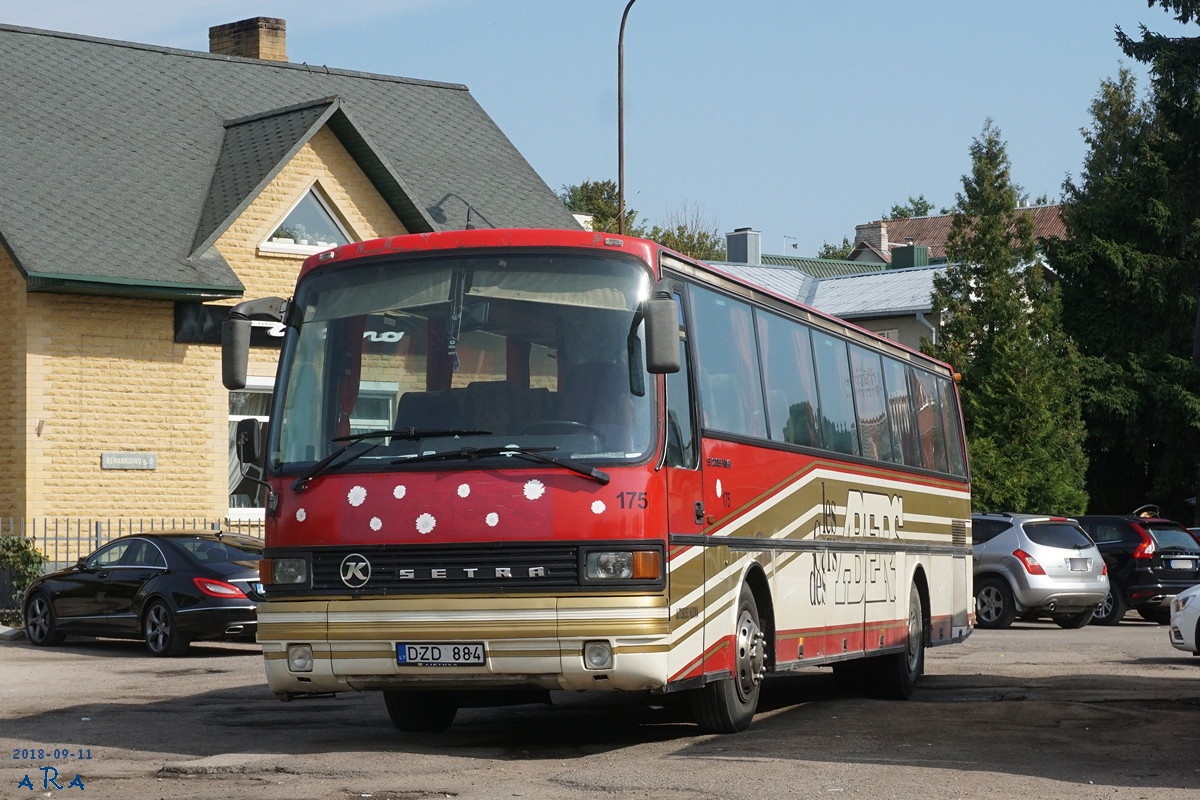 Lietuva, Setra S215HR-GT Nr. 175