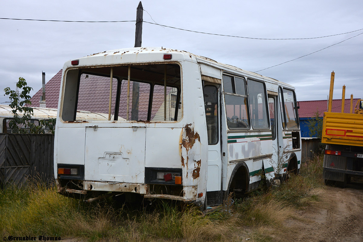 Саха (Якутия), ПАЗ-3205-110 № Н 208 ЕХ 14