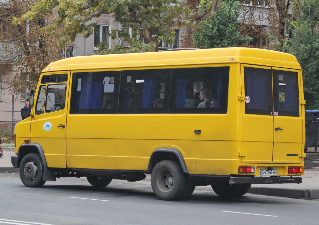 Одесская область, Mercedes-Benz T2 609D № BH 7047 HH