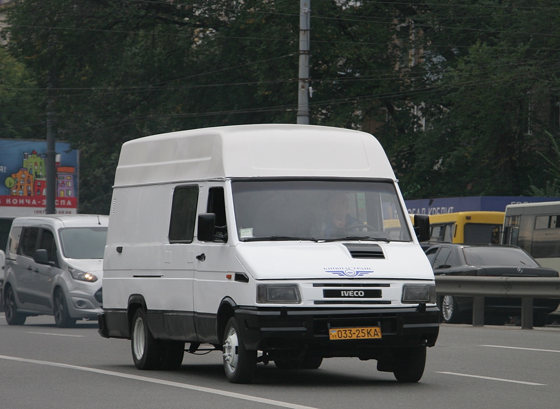 Киев, IVECO TurboDaily A35E10 № 9863