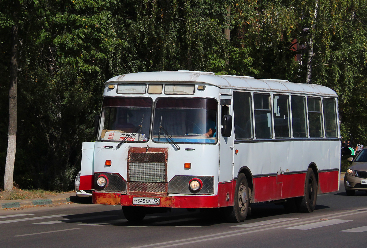 Nizhegorodskaya region, LiAZ-677M (BARZ) č. М 345 АВ 152