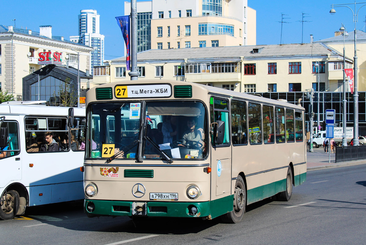 Свердловская область, Mercedes-Benz O305 № А 798 ХН 196