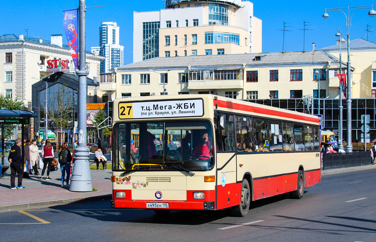 Свердловская область, Mercedes-Benz O405N (SAM) № А 495 ЕН 196