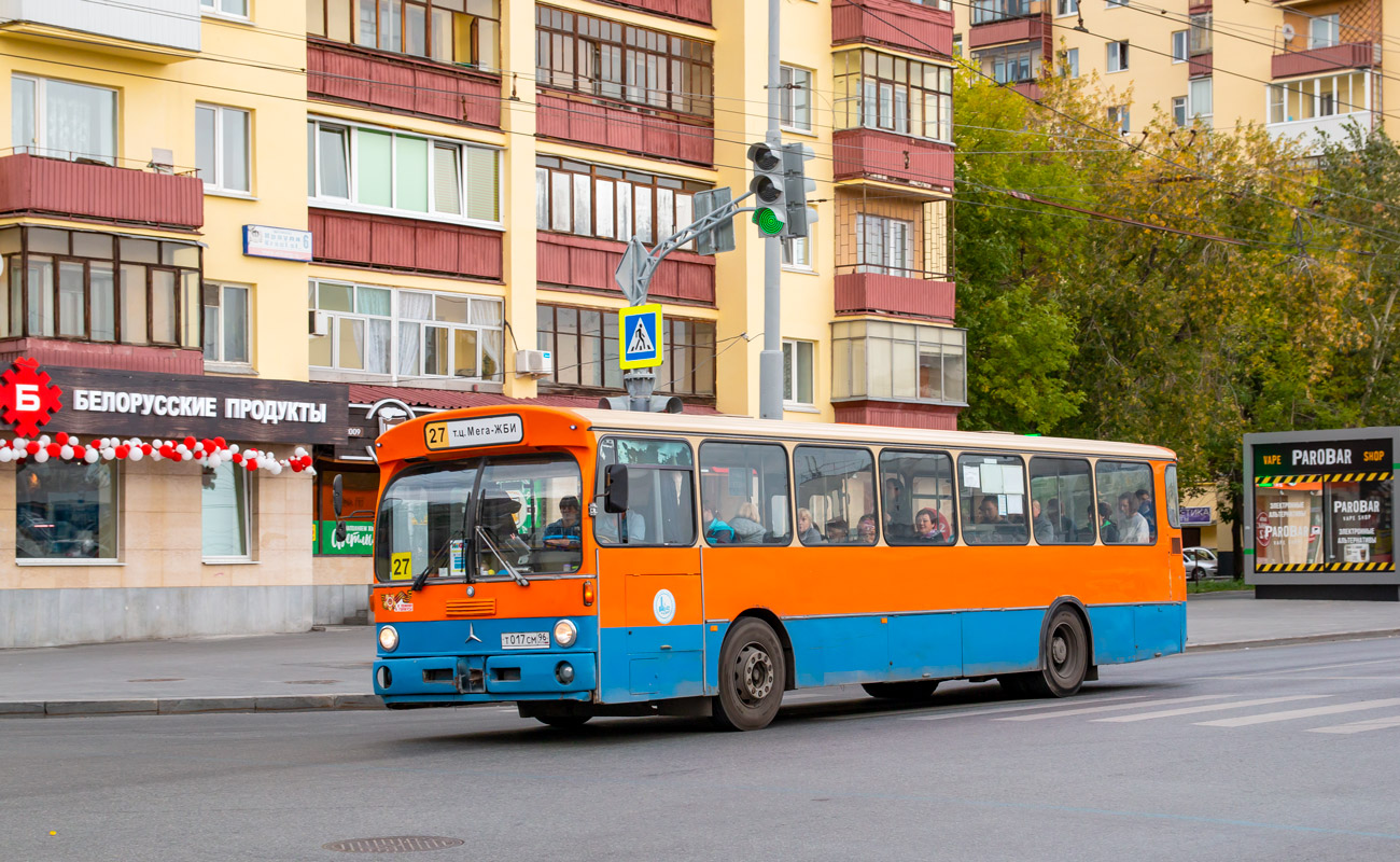 Sverdlovsk region, Mercedes-Benz O305 Nr. Т 017 СМ 96