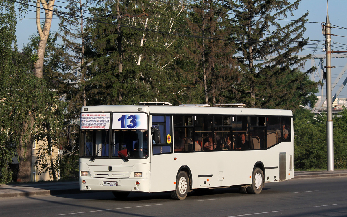 Novoszibirszki terület, NefAZ-5299-10-15 sz.: Е 074 СК 154