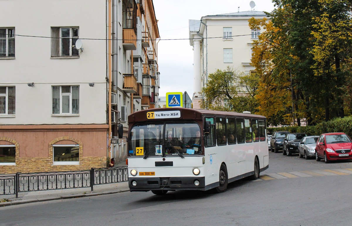 Свердловская область, Mercedes-Benz O305 № КВ 300 66