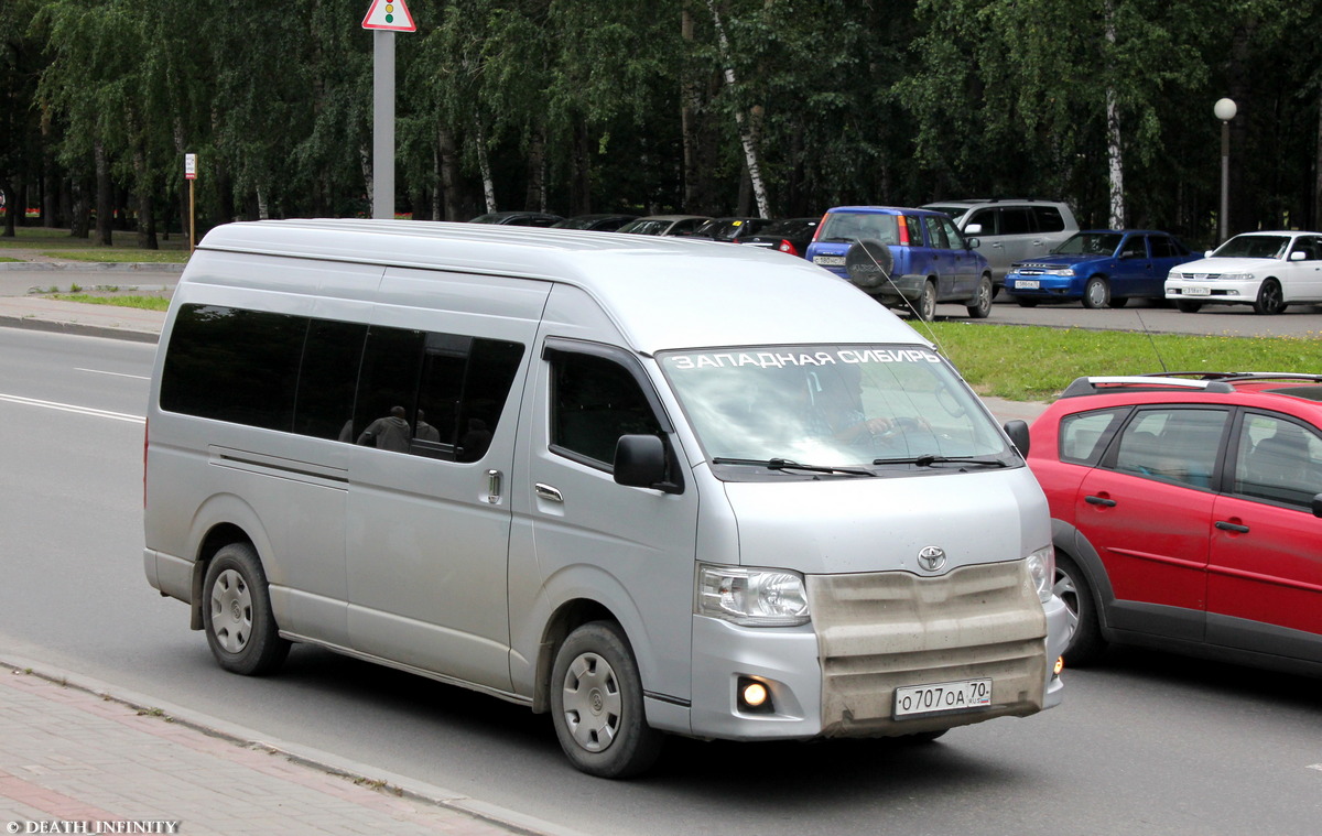 Tomsk region, Toyota HiAce TRH223L # О 707 ОА 70