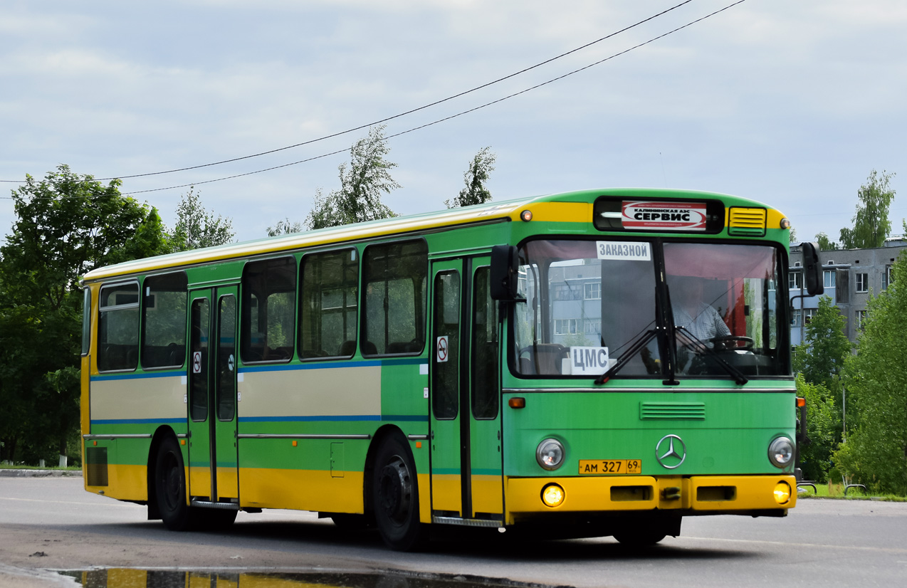 Тверская область, Mercedes-Benz O305 № АМ 327 69