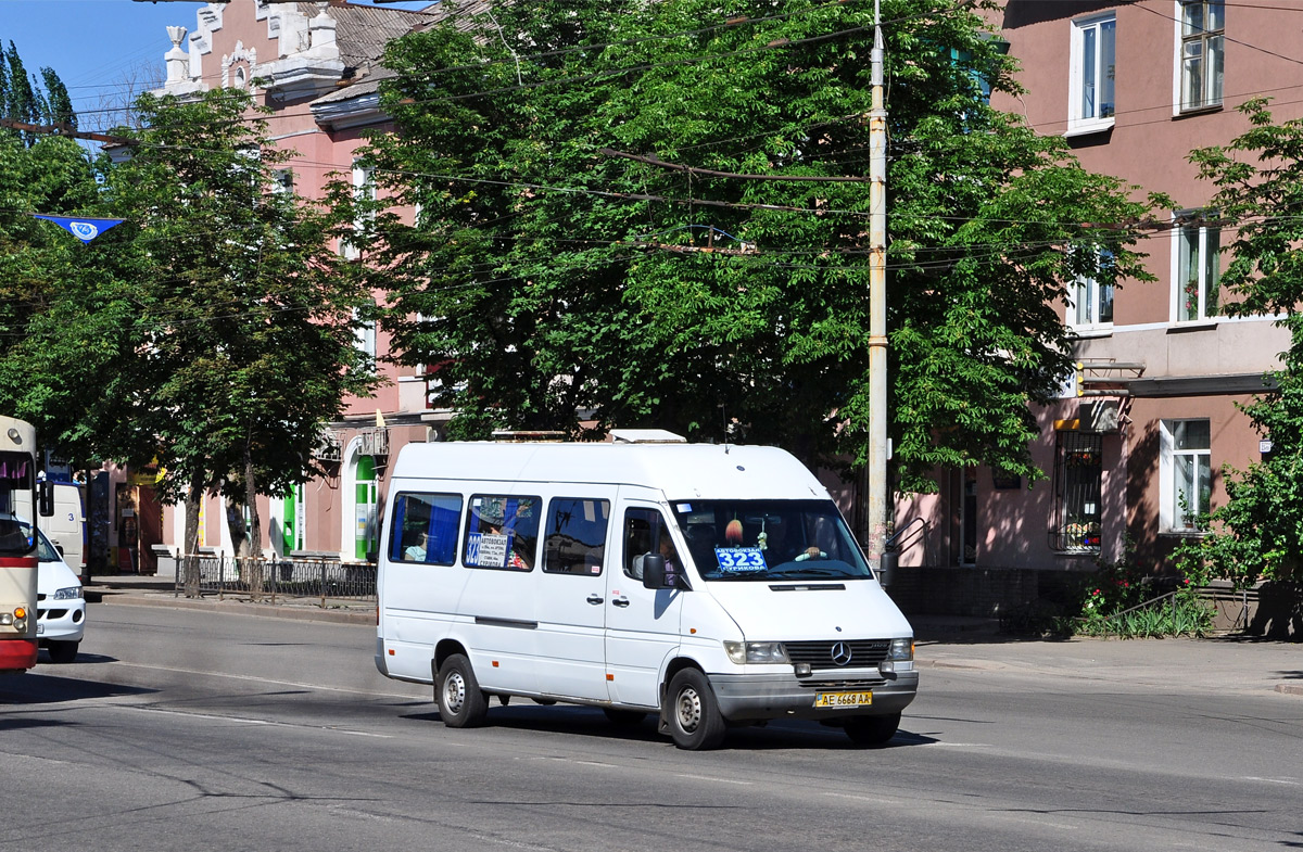 Днепропетровская область, Mercedes-Benz Sprinter W903 312D № 64402