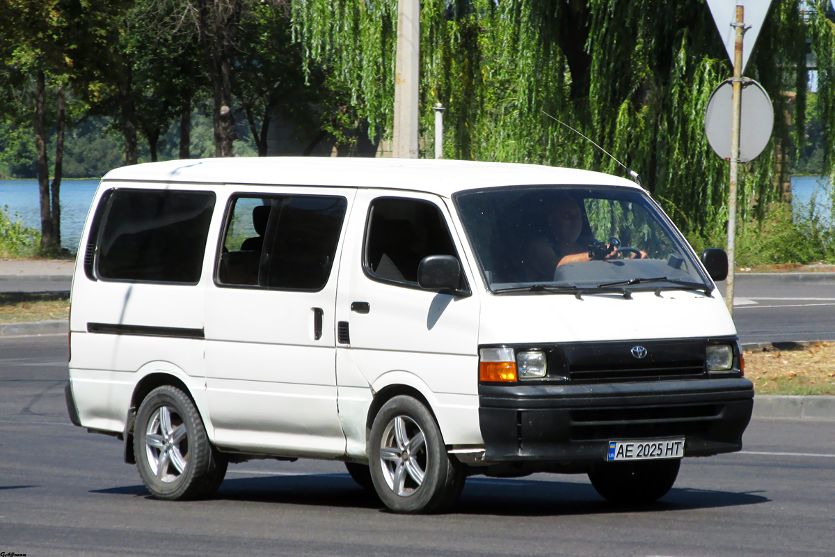 Днепропетровская область, Toyota HiAce LH104L № AE 2025 HT