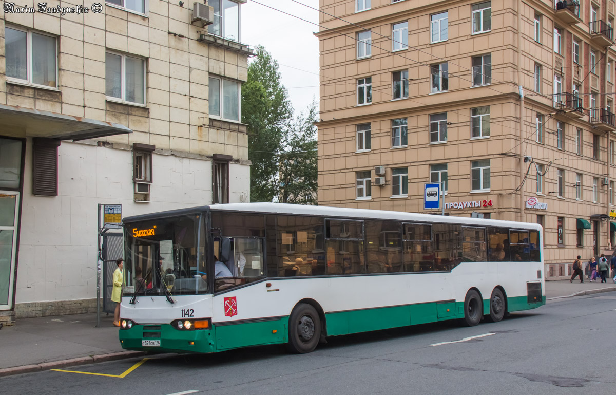 Санкт-Петербург, Волжанин-6270.00 № 1142