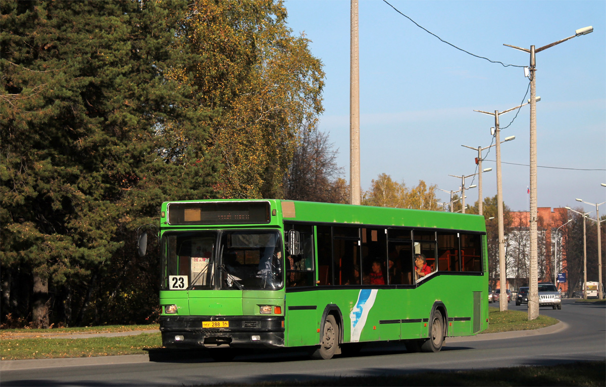 Новосибирская область, МАЗ-104.021 № МУ 288 54