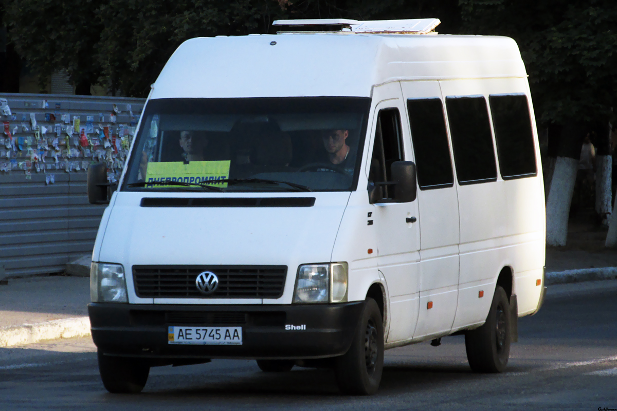 Днепропетровская область, Volkswagen LT35 № AE 5745 AA