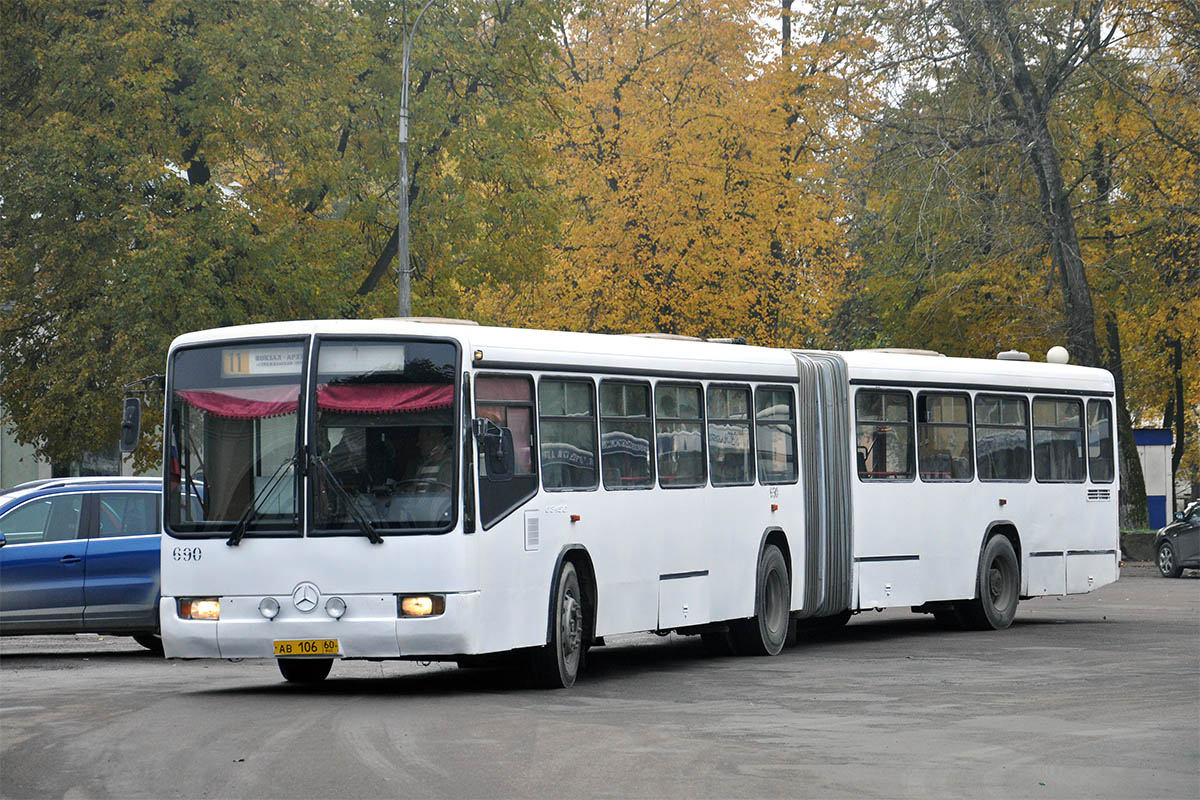 Псковская область, Mercedes-Benz O345G № 690