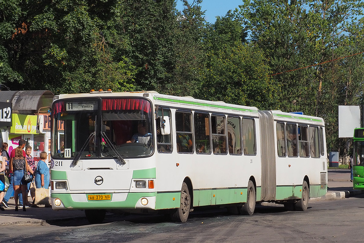 Псковская область, ЛиАЗ-6212.00 № 211