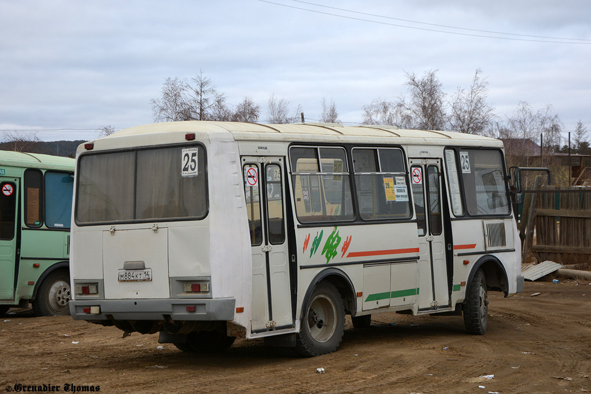 Sacha (Jakutsko), PAZ-32054 č. М 884 КТ 14