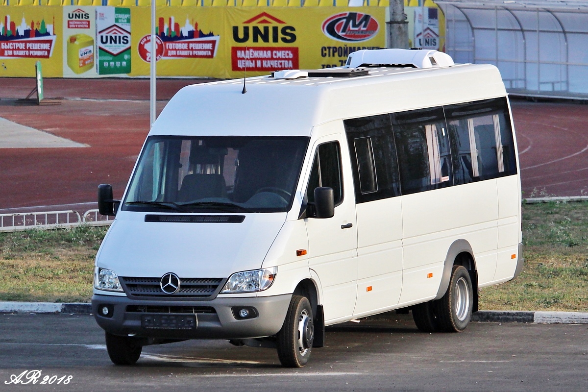 Где бас 68. Мерседес-Бенц 223214. MB Sprinter Луидор. Мерседес Бенц 223215. Mercedes-Benz-223215.