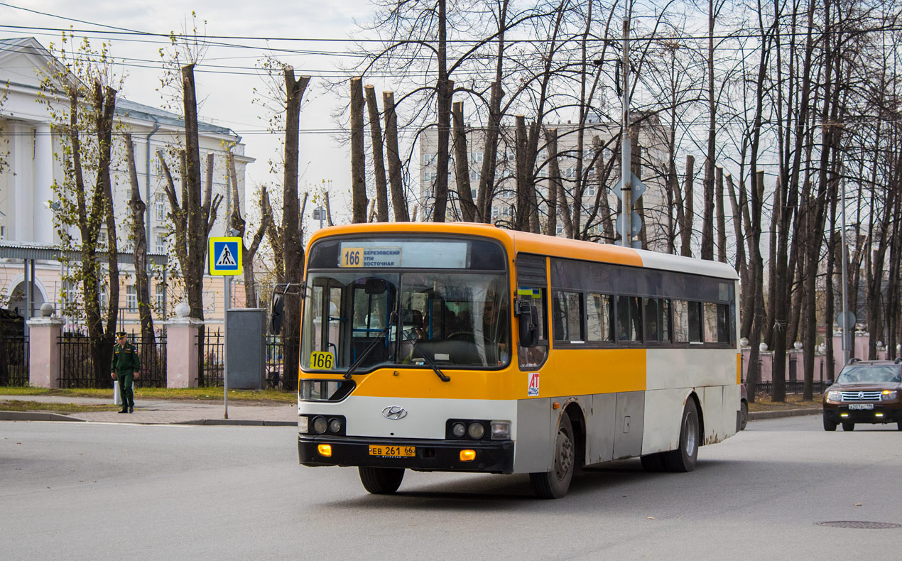 Свердловская область, Hyundai New Super AeroCity № ЕВ 261 66