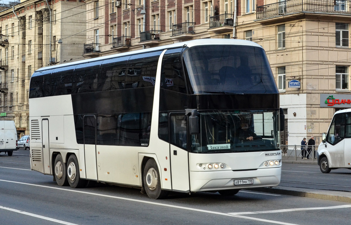 Санкт-Петербург, Neoplan PB1 N1122/3C Skyliner C № А 811 МК 198